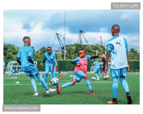 探索足球俱乐部背后的故事与文化塑造足球世界的力量