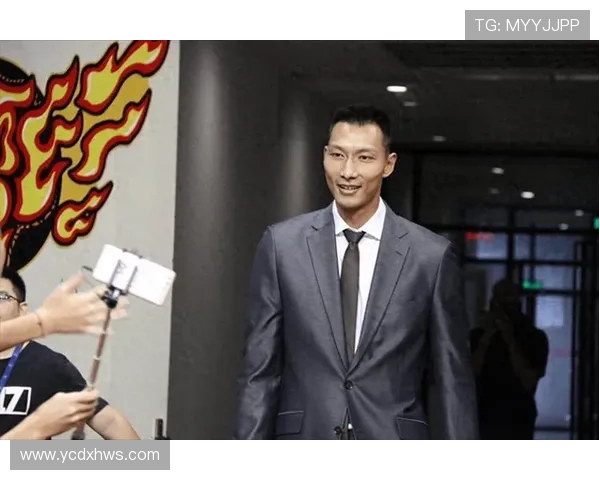 易建联：从CBA巨星到国际赛场的传奇之路与篮球梦想的追逐